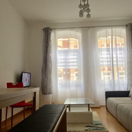 Ferienwohnung Am Schmidtstedter Knoten แอร์ฟวร์ท ภายนอก รูปภาพ