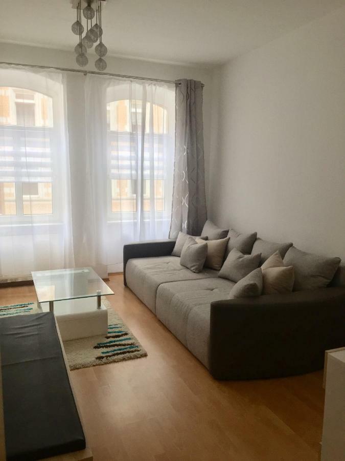 Ferienwohnung Am Schmidtstedter Knoten แอร์ฟวร์ท ภายนอก รูปภาพ