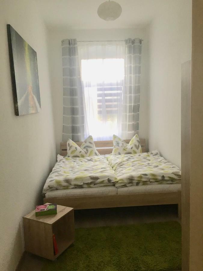 Ferienwohnung Am Schmidtstedter Knoten แอร์ฟวร์ท ภายนอก รูปภาพ